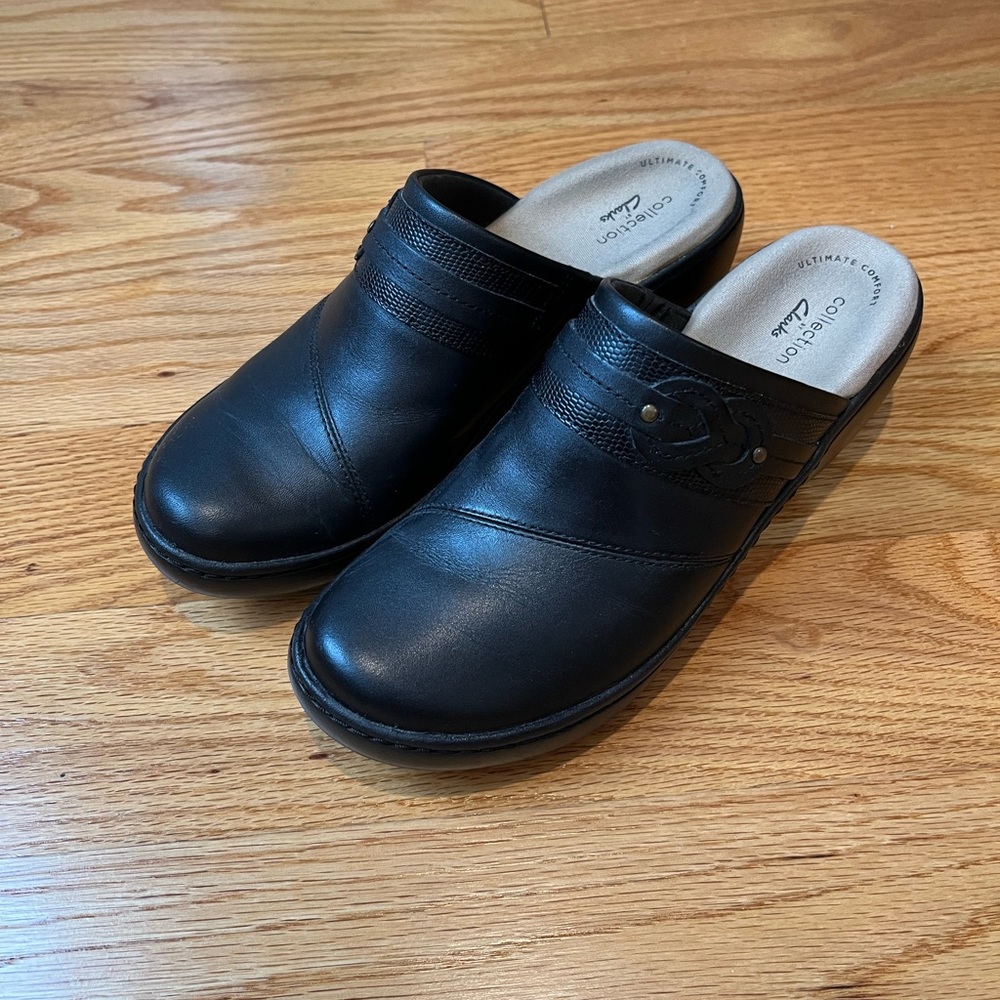 Clark’s Slip On Clogs